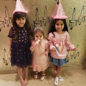 Meet your Posher, Charity